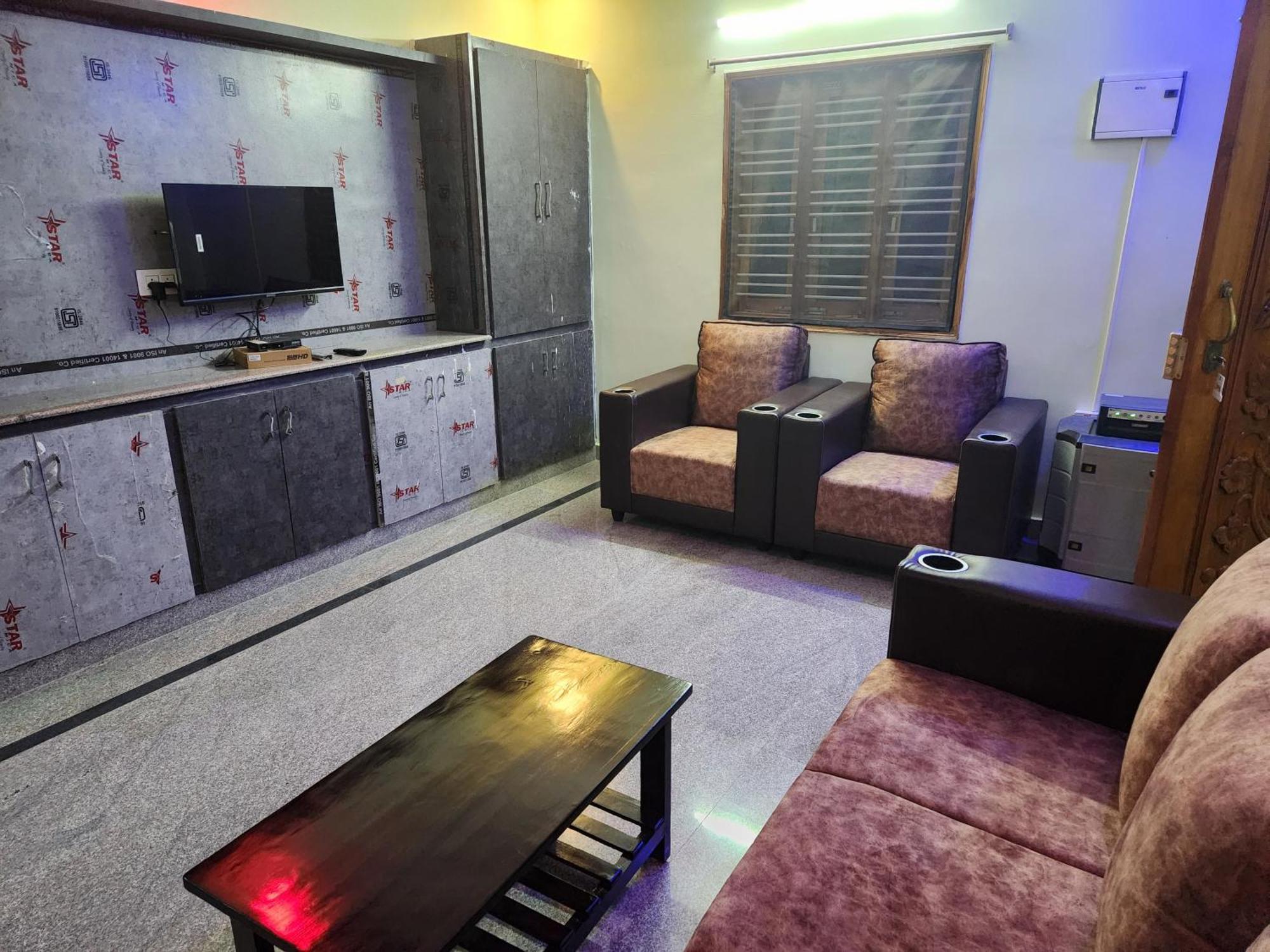 Vanamali Luxury Homestay Tirupati Ngoại thất bức ảnh